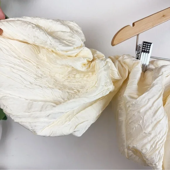 Elliatt Rejoice Crop Top Cream Size Small NWT - Picture 9 of 11